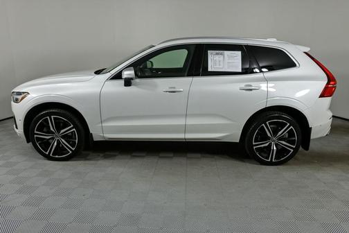 2019 Volvo XC60 T5 R-Design