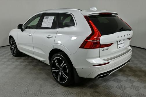 2019 Volvo XC60 T5 R-Design
