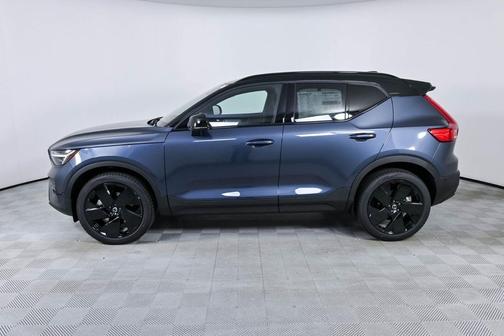 Denim Blue with Black Roof 2026 Volvo XC40 Black Edition Ultra, B5 AWD Gas (mild hybrid)