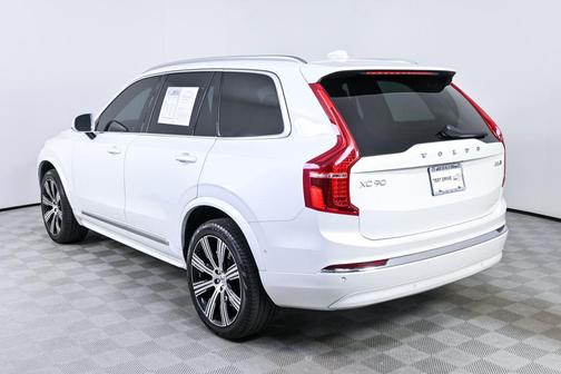 Crystal White Metallic 2024 Volvo XC90 B6 Ultimate Bright Theme 7-Seater