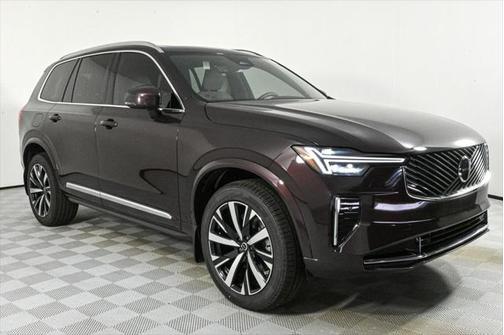 2025 Volvo XC90 B6 Core