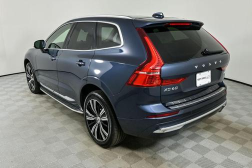 2022 Volvo XC60 B6 Inscription