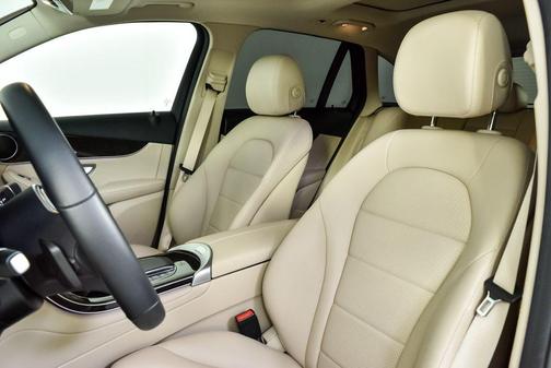 2022 Mercedes-Benz GLC 300 Base