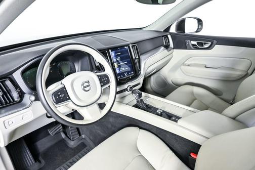 2018 Volvo XC60 T5 Momentum