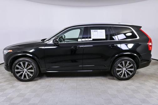 2023 Volvo XC90 B5 Core