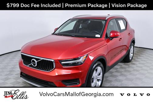 Fusion Red Metallic 2019 Volvo XC40 T5 Momentum