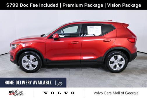 Fusion Red Metallic 2019 Volvo XC40 T5 Momentum