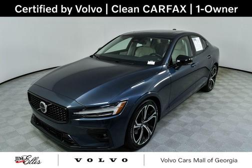 2023 Volvo S60 B5 Core Dark Theme