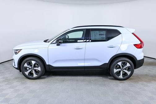 Cloud Blue 2026 Volvo XC40 Plus, B5 AWD Gas (mild hybrid), Dark