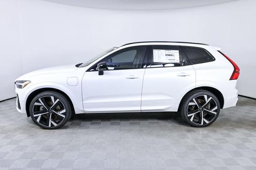 Crystal White Metallic 2026 Volvo XC60 Plug-In Hybrid Ultra, T8 AWD Electric/Gasoline, Dark