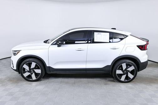 Crystal White Metallic 2023 Volvo C40 Recharge Pure Electric Twin Ultimate
