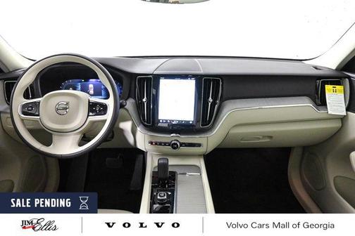 2025 Volvo XC60 B5 Plus
