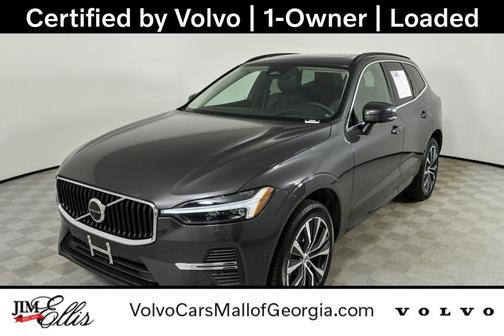 2022 Volvo XC60 B5 Momentum