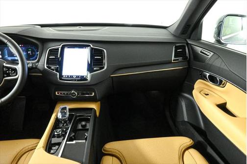 2025 Volvo XC90 Plug-In Hybrid T8 Ultra 7-Seater