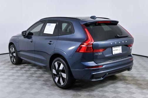 Denim Blue Metallic 2024 Volvo XC60 Recharge Plug-In Hybrid T8 Plus Dark Theme