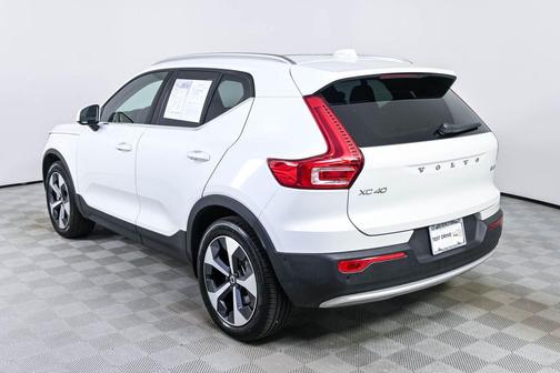 Crystal White Pearl 2025 Volvo XC40 B5 Plus Bright Theme