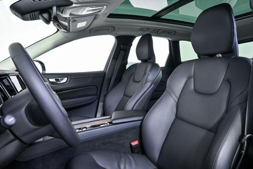 Denim Blue Metallic 2023 Volvo XC60 B5 Plus Bright Theme