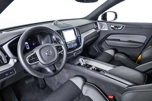 2024 Volvo XC60 Recharge Plug-In Hybrid T8 Polestar