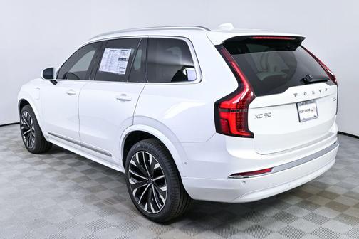 2026 Volvo XC90 Plug-In Hybrid Ultra, T8 AWD, Electric/Gasoline, Bright, 7 Seats