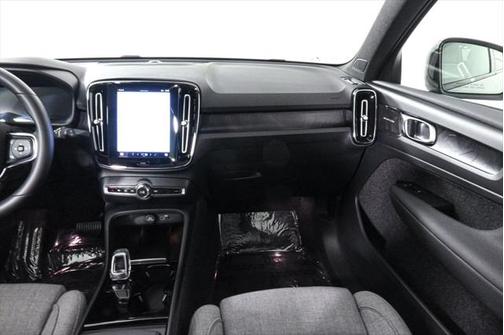 2024 Volvo XC40 Recharge Pure Electric Ultimate