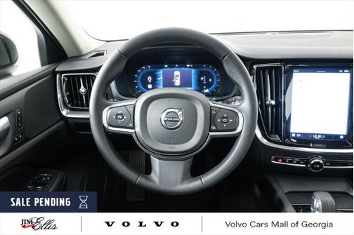 2024 Volvo S60 B5 Core Dark Theme