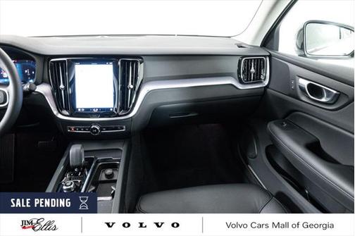 2024 Volvo S60 B5 Core Dark Theme