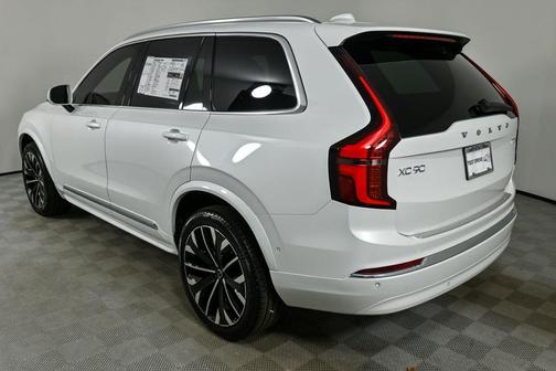 2026 Volvo XC90 B6 Plus 7-Seater