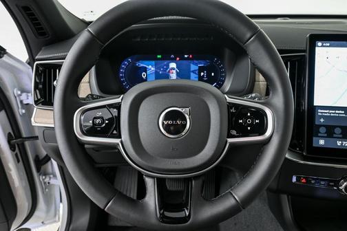 2026 Volvo XC90 B6 Plus 7-Seater