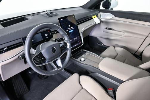 2025 Volvo EX90 Twin Motor Performance Ultra 6-Seater