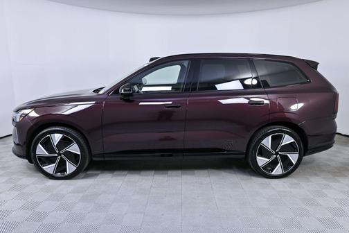 2025 Volvo EX90 Twin Motor Performance Ultra 6-Seater