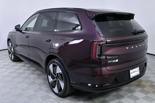 2025 Volvo EX90 Twin Motor Performance Ultra 6-Seater