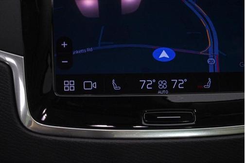2024 Volvo XC90 B5 Core Bright Theme
