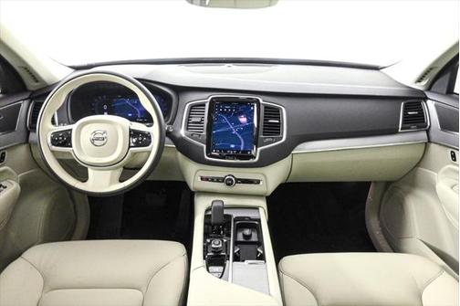 2024 Volvo XC90 B5 Core Bright Theme