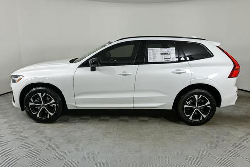 2026 Volvo XC60 B5 Core
