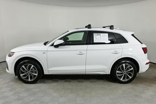 2022 Audi Q5 45 S line Premium Plus