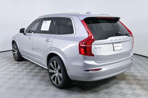 Silver Dawn Metallic 2025 Volvo XC90 Plug-In Hybrid T8 Core 7-Seater