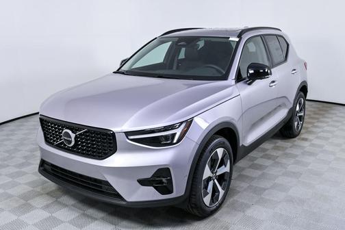2026 Volvo XC40 Plus, B5 AWD Gas (mild hybrid), Dark