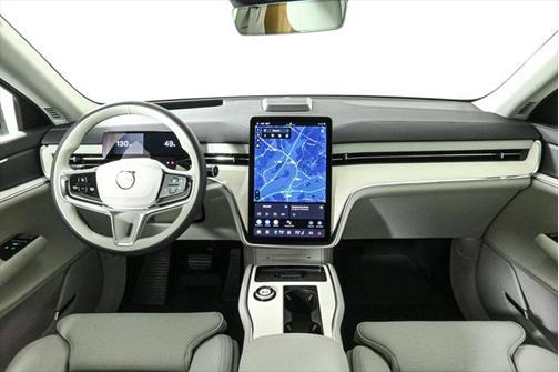 2025 Volvo EX90 Twin Motor Plus