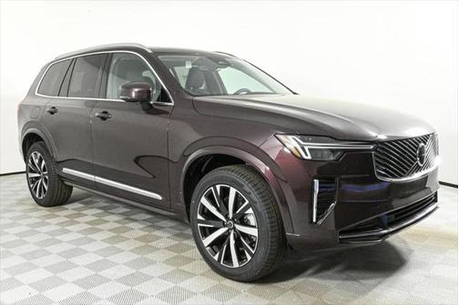 2025 Volvo XC90 B5 Core
