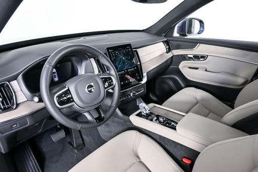 2026 Volvo XC90 Plus, B6 AWD Gas (mild hybrid), Gasoline, Bright, 6 Seats