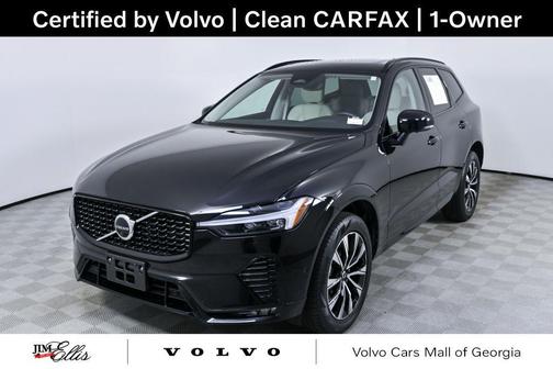 Onyx Black Metallic 2023 Volvo XC60 B5 Plus Dark Theme