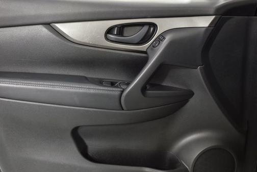 2017 Nissan Rogue Sport S