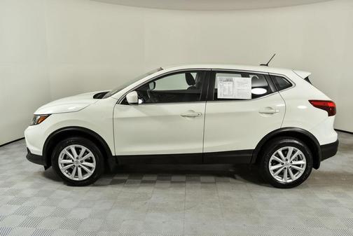 2017 Nissan Rogue Sport S