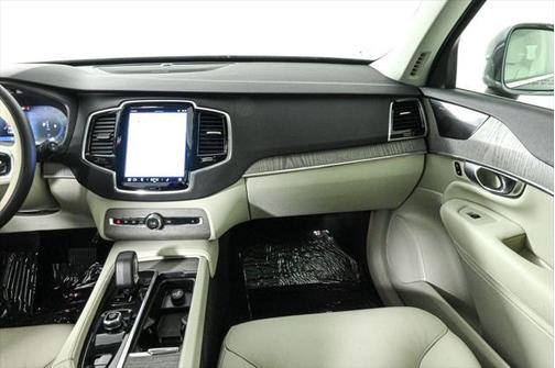 2023 Volvo XC90 B6 Plus 7-Seater