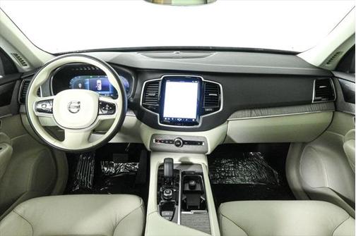 2023 Volvo XC90 B6 Plus 7-Seater