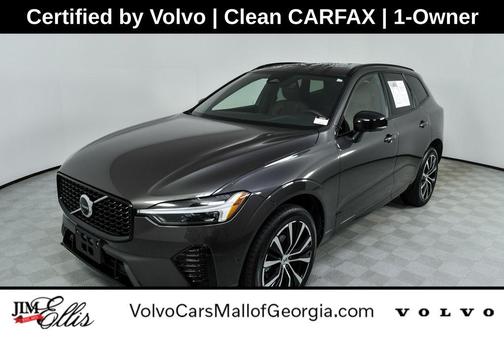 2023 Volvo XC60 Plus Dark Theme