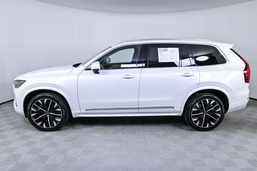 2025 Volvo XC90 B6 Plus 7-Seater
