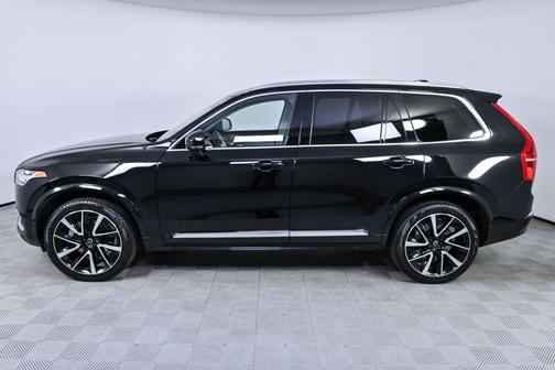 2024 Volvo XC90 B6 Plus Bright Theme 7-Seater