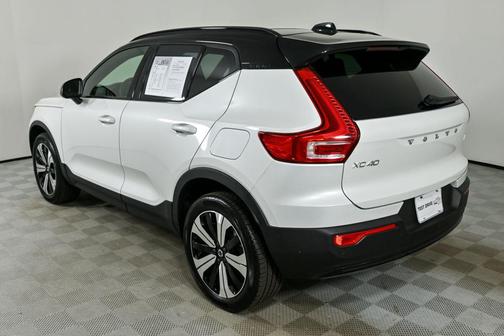 2023 Volvo XC40 Recharge Pure Electric Twin Plus