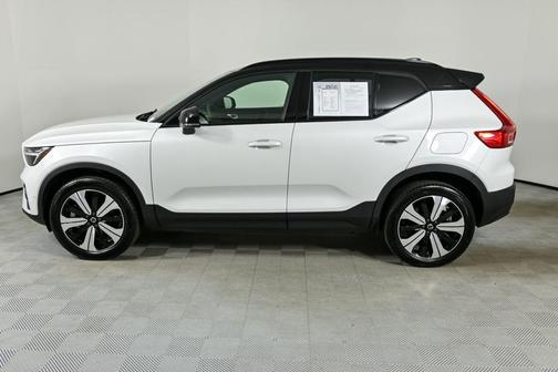 2023 Volvo XC40 Recharge Pure Electric Twin Plus